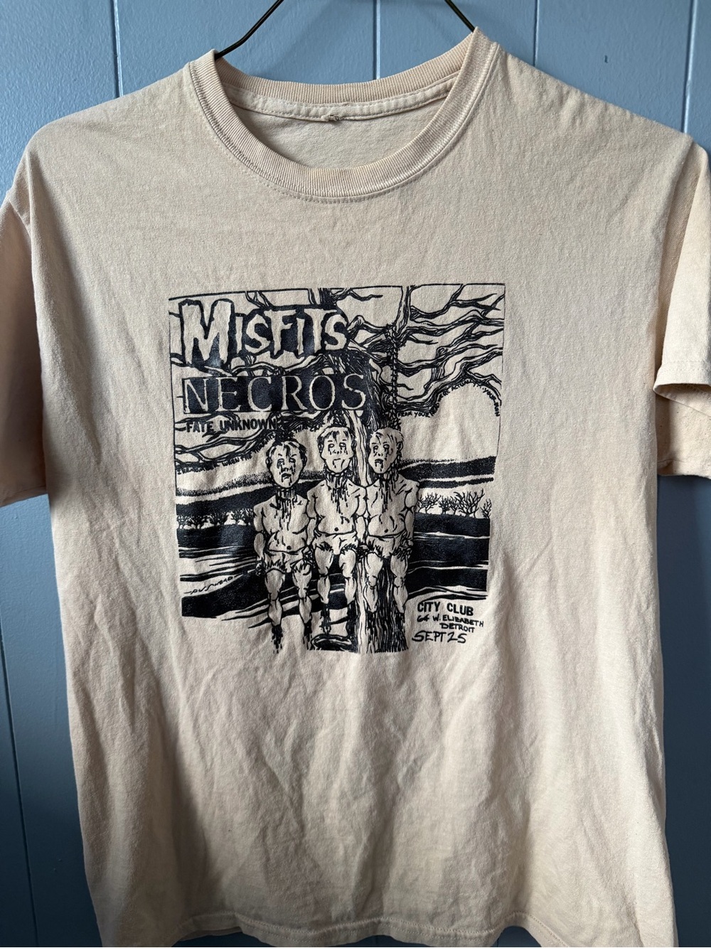 Necros MISFITS Graphic Tee - Cream SIZE MEDIUM